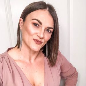 Meet your Posher, Raechel